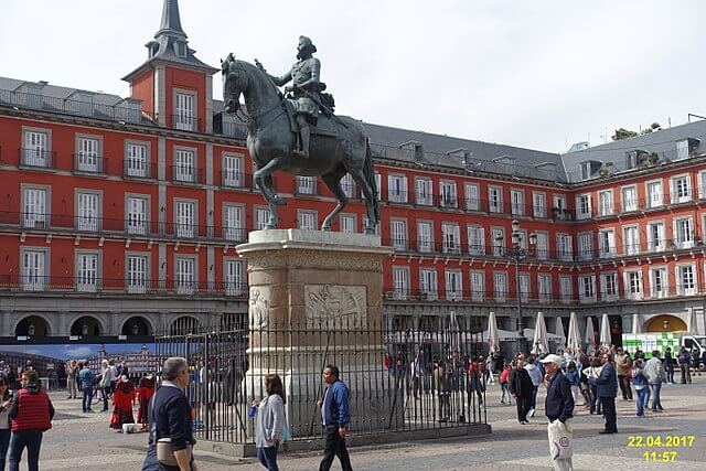 Transporte em Madri - Plaza Mayor
